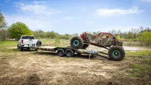 White Truck Pulling 5