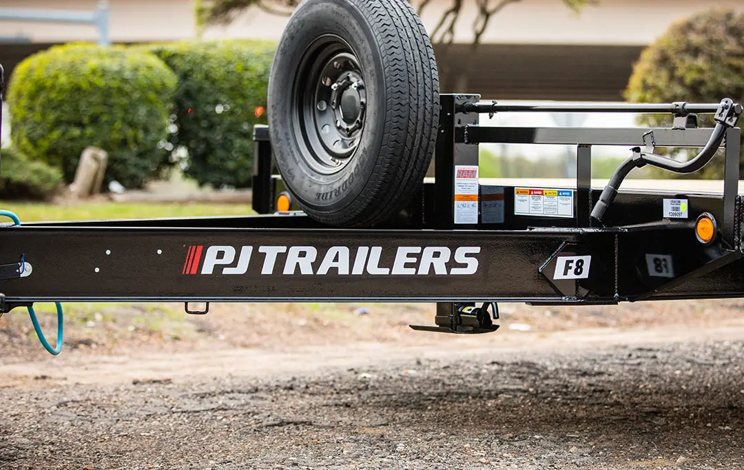 closeup of pj trailer logo on trailer